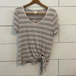Matty M Striped Side Tie Tee Shirt. Size Small. EUC